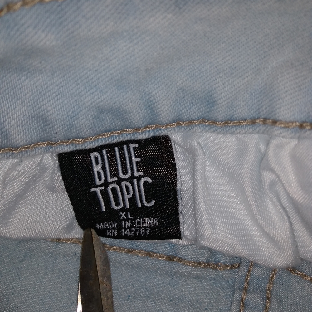 Blue Topic Ombre Juniors shorts SizeXL - Picture 3 of 8